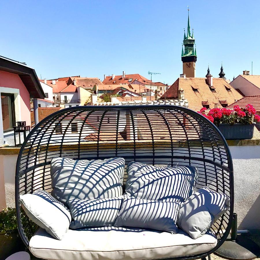 Boutique Apartments U Rolanda, Mikulasske Namesti Znojmo Buitenkant foto