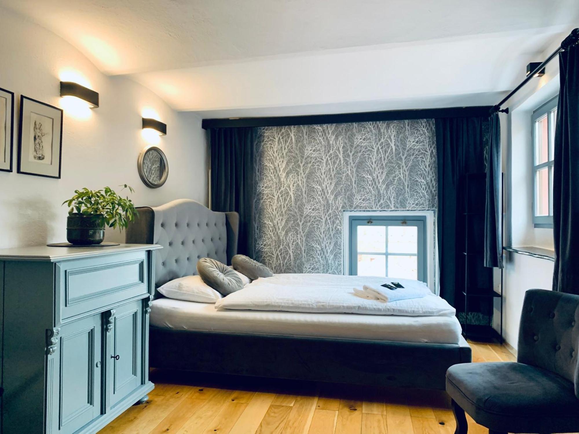 Boutique Apartments U Rolanda, Mikulasske Namesti Znojmo Buitenkant foto