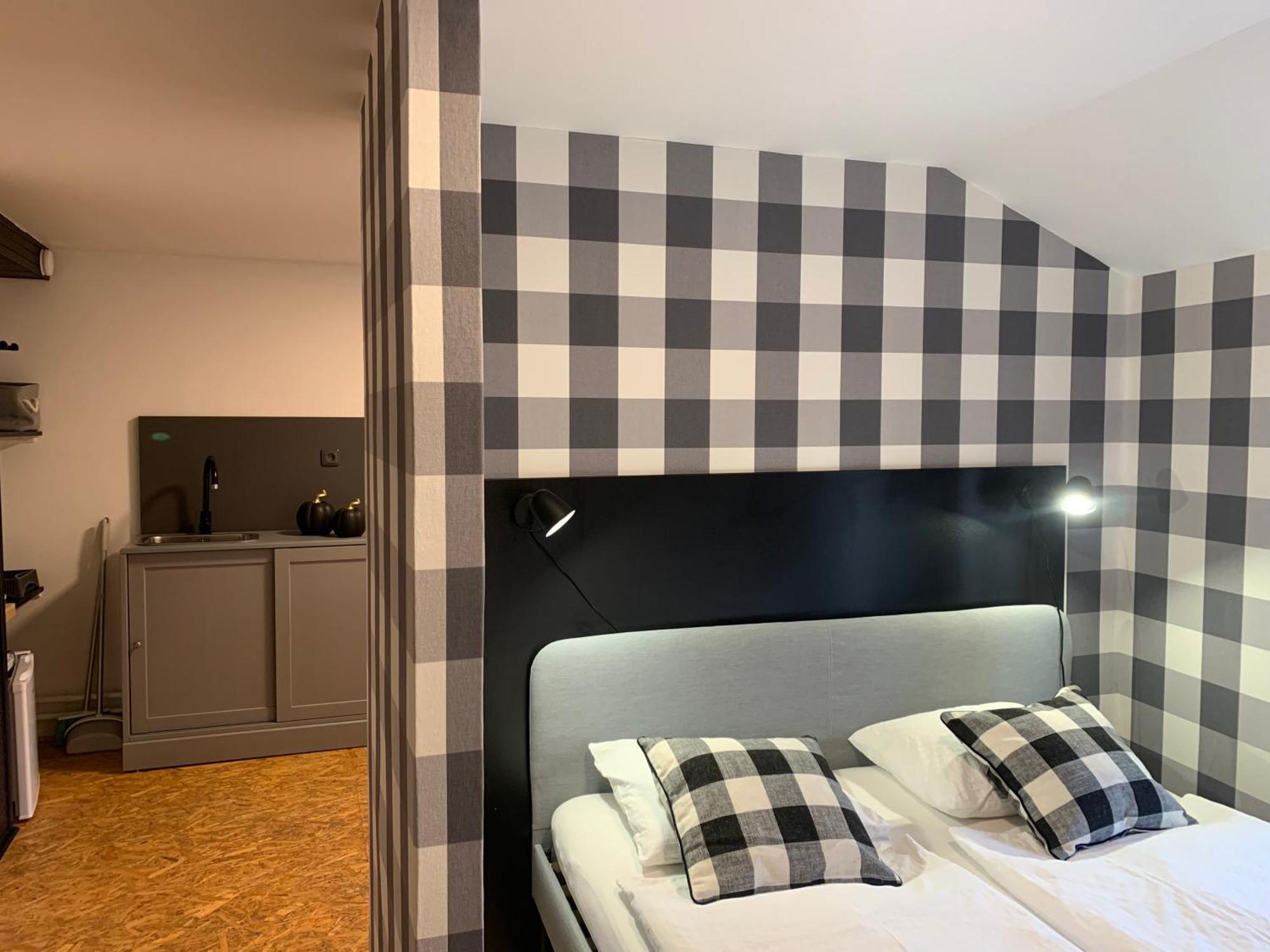 Boutique Apartments U Rolanda, Mikulasske Namesti Znojmo Buitenkant foto